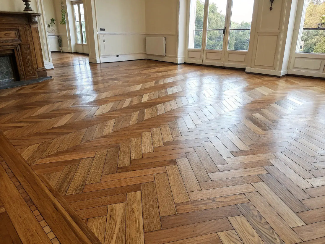 Parquet a Spina Italiana Tradizione e Stile Senza Tempo per i Tuoi Ambienti